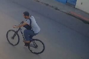 suspeito-de-matar-irmao-com-golpes-de-machado-fugia-de-bicicleta-para-st