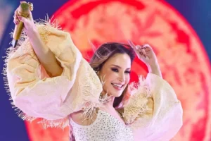 mp-da-15-dias-para-claudia-leitte-explicar-suposto-racismo-religioso.-cantora-substituiu-“saudando-a-rainha-iemanja”-por-“eu-canto-meu-rei-yeshua”-em-letra-de-musica