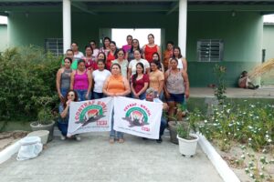 mulheres-do-alto-sertao-do-pajeu-ingressam-no-projeto-quintais-produtivos-mulheres-rurais-em-santa-terezinha-–-pe