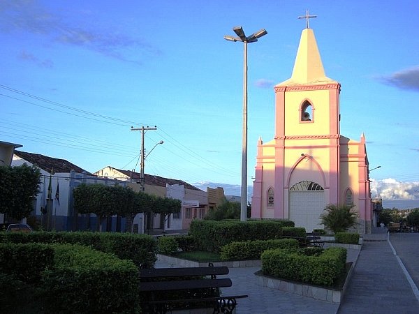 iguaracy-realiza-hoje-feira-multicultural-na-praca-antonio-rabelo