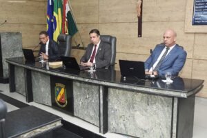 parlamento-aprova-10-projetos-do-executivo-em-sessoes-extraordinarias-em-caruaru