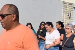 familia-andrade-se-despede-de-lucinha-cabeleireira-em-nesta-2a-em-st