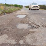 motoristas-reclamam-de-buraqueira-no-trevo-da-ita,-entre-carnaiba-e-afogados-e-temem-acidentes-de-transito