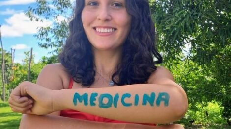 filha-de-agricultores-e-de-escola-publica-passa-em-medicina-na-upe-de-st
