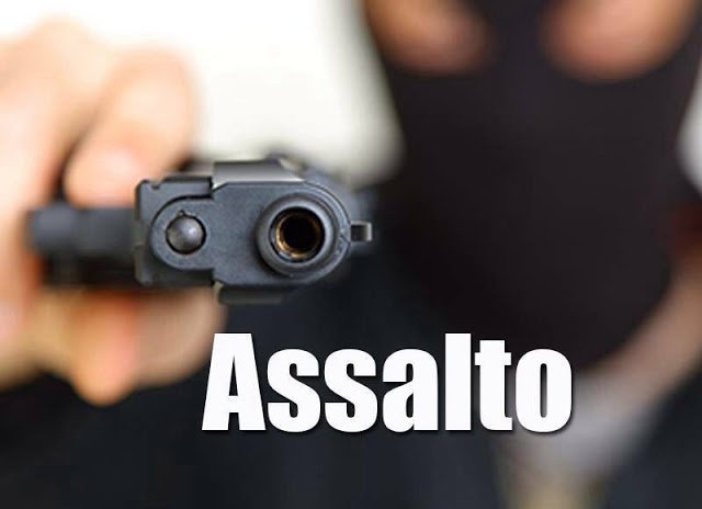 homem-armado-assalta-sorveteria-em-tabira;-veja-video