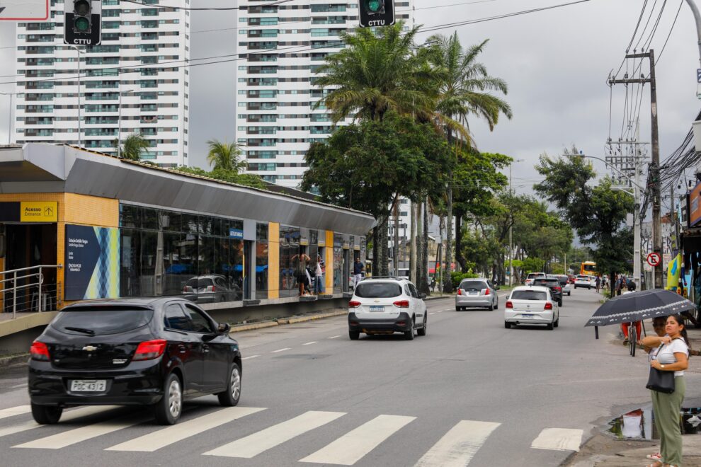 governo-abre-licitacao-para-obras-de-alargamento-da-avenida-caxanga,-no-recife,-no-entorno-de-13-estacoes-de-brt