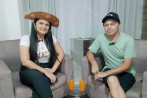 influenciadora-sonia-quidute,-de-carnaiba,-deu-entrevista-ao-podcast-“lingua-afiada”