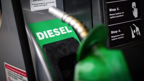petrobras-anuncia-aumento-de-r$-0,22-no-preco-do-diesel;-reajuste-comeca-neste-sabado
