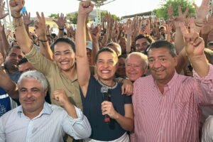 pedro-alves-e-zeinha-participam-de-agenda-com-raquel-lyra-em-sertania