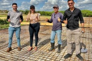 aline-karina-acompanha-obras-de-escola-padrao-fnde-em-sao-vicente