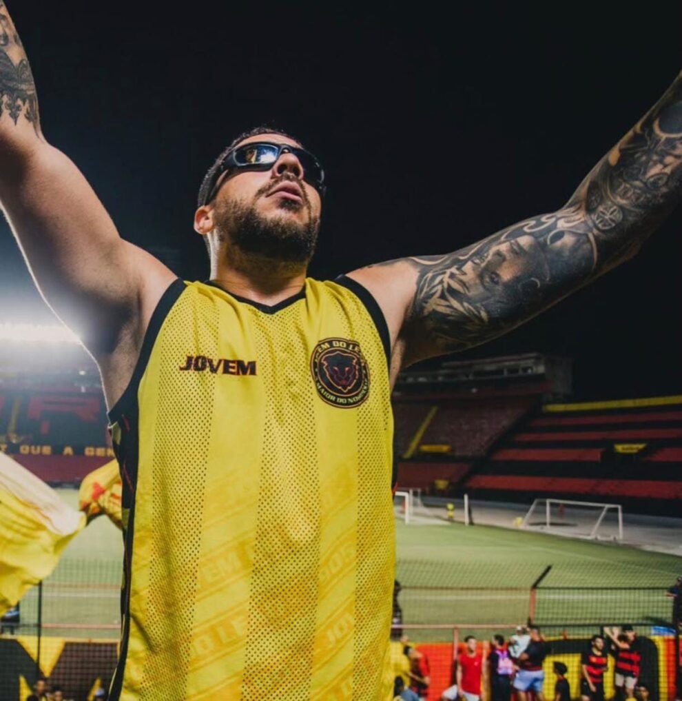 “meu-filho-nao-e-marginal”:-mae-de-torcedor-espancado-no-recife-clama-por-justica