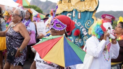 prefeitura-de-serra-talhada-anuncia-apoio-de-ate-r$-15-mil-para-blocos