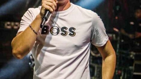 cantor-renato-andrade-participa-do-podcast-“lingua-afiada”-desta-terca-feira-em-carnaiba