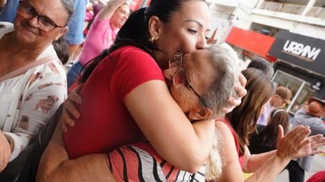 prefeitura-de-st-entrega-mais-uma-rua-pavimentada-nesta-terca-feira