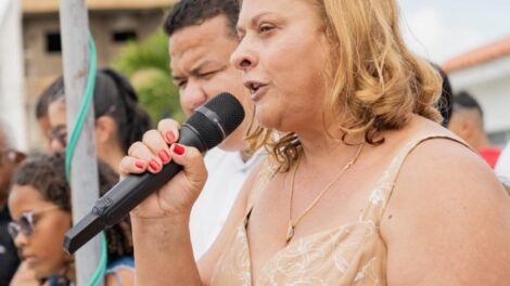 justica-encerra-acao-de-improbidade-contra-regina-da-saude