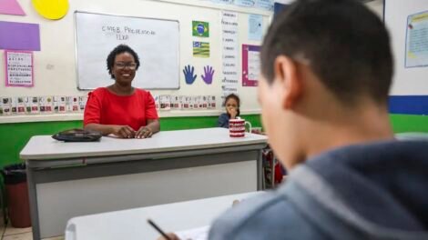 programa-mais-professores-da-desconto-a-docentes-em-hospedagens