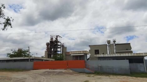 em-carnaiba,-fabrica-de-cimentos-pajeu-fecha-as-portas