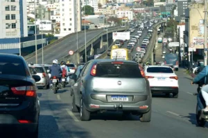 ipva-2025:-motoristas-devem-pagar-primeira-parcela-nesta-quarta-(5);-fique-atento-para-desconto