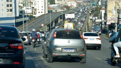 ipva-2025:-motoristas-devem-pagar-primeira-parcela-nesta-quarta-(5);-fique-atento-para-desconto