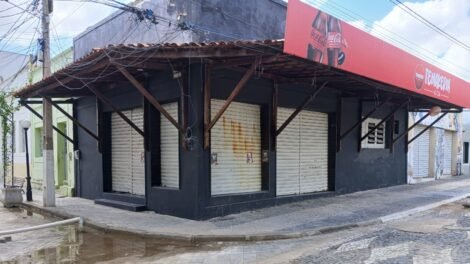 comerciante-tem-ponto-arrombado-por-ladroes-e-desiste-de-investir-em-st