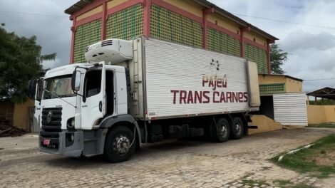 matadouro-publico-de-itapetim-agora-conta-caminhao-refrigerado-para-transporte-de-carnes