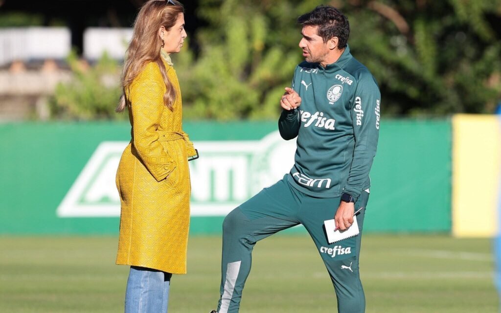palmeiras-mira-jovem-centroavante-para-reforcar-ataque-no-mundial-de-clubes