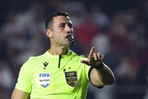 decisoes-do-var-na-final-da-supercopa-serao-anunciadas-ao-publico