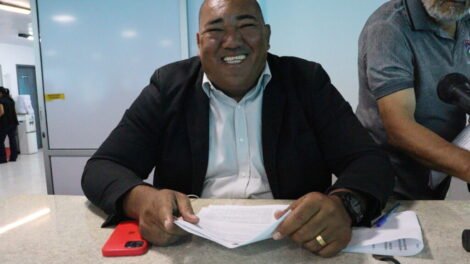 vereador-diz-que-secretarios-de-marcia-devem-aparecer-mais-na-camara-de-st