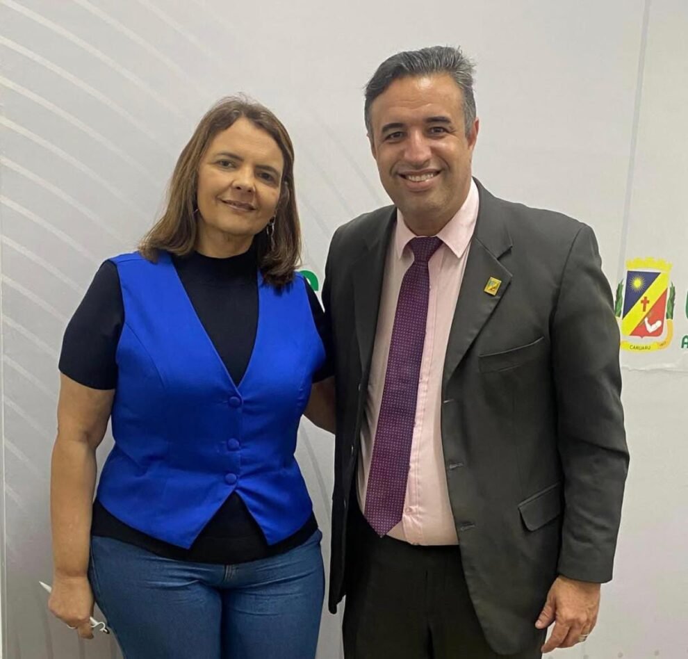 bruno-lambreta-discute-planejamento-da-saude-para-2025-com-secretaria-nadja-menezes