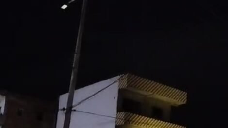 leitores-registram-postes-em-regime-de-‘pisca-pisca’-em-serra-talhada