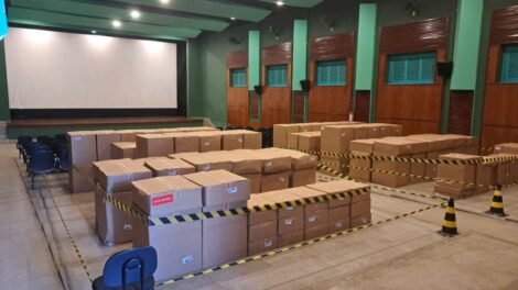cine-sao-jose-paralisa-atividades-para-instalacao-de-cadeiras,-tela-e-revisao