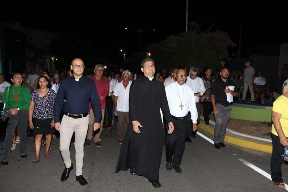 padre-aderlan-siqueira-campos-assume-paroquia-de-sao-sebastiao-em-brejinho
