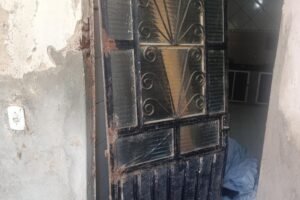 bandido-arromba-e-furta-sacolao-em-afogados-da-ingazeira