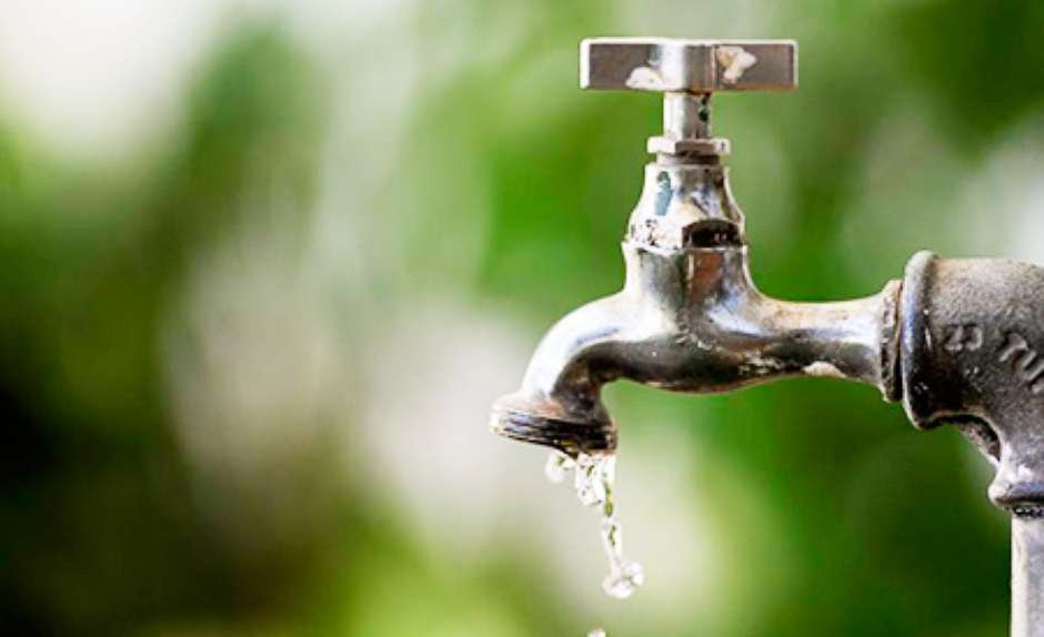 compesa-retoma-abastecimento-de-agua-em-areas-de-morro-apos-fortes-chuvas-no-grande-recife