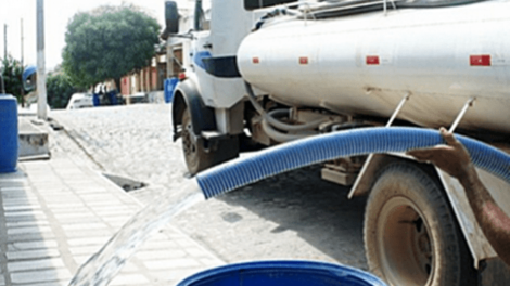 moradores-de-gravata-devem-atualizar-cadastro-para-continuar-recebendo-agua-do-caminhao-pipa
