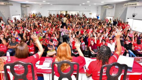 sintepe-aprova-pauta-da-campanha-salarial-educacional-2025