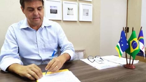 marconi-santana-amplia-discussao-sobre-possibilidade-de-candidatura-a-estadual