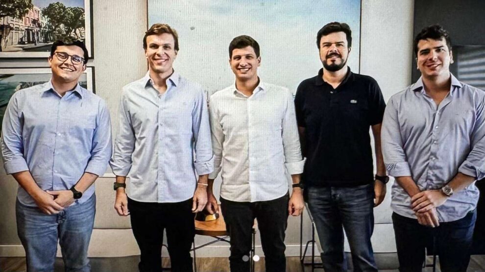 miguel-se-encontra-com-joao-campos-no-recife-depois-de-festival-de-especulacoes