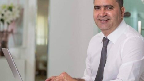 brejinho:-gilson-bento-celebra-premio-excelencia