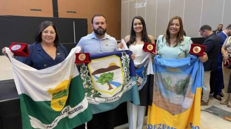 iguaracy-e-ingazeira-comemoram-selo-ouro-na-educacao