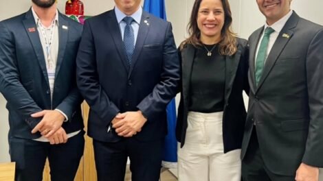 carlos-veras,-flavio-marques-e-george-de-sidney-se-reunem-com-raquel-lyra