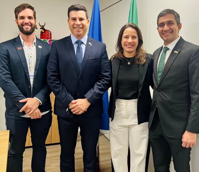 carlos-veras,-flavio-marques-e-george-de-sidney-se-reunem-com-raquel-lyra