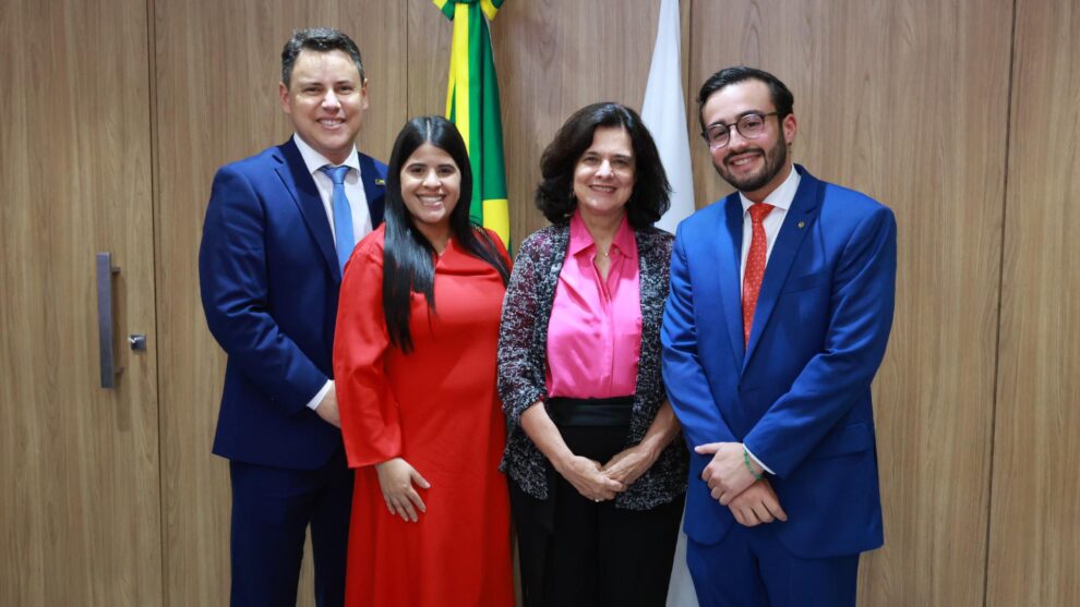 prefeito-sergio-colin-participa-de-audiencia-com-a-ministra-da-saude-sobre-a-construcao-do-novo-hospital-de-toritama