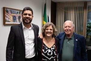 prefeito-de-iguaracy-dr.pedro-pedro-alves-e-vice-prefeito-marquinhos-melo-conseguem-r$-200-mil-reais-com-a-senadora-teresa-leitao-para-fortalecer-a-assistencia-social-de-iguaracy