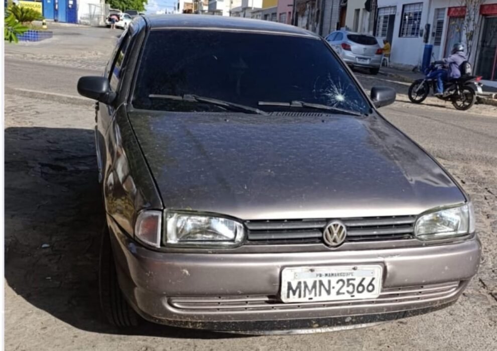 homem-e-detido-em-serra-talhada-por-receptacao-de-carro-roubado