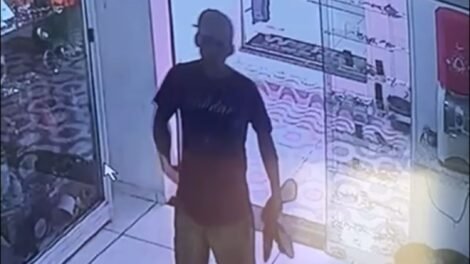 video:-pm-prende-em-flagrante-autor-de-furtos-no-centro-de-st-nesta-5a