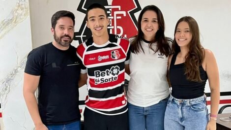 jovem-talento-de-serra-talhada-chega-ao-santa-cruz-aos-16-anos