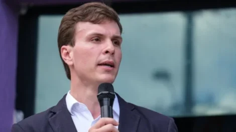 ‘nao-queremos-antecipar-o-debate’,-diz-miguel-coelho-sobre-apoio-ao-psb-em-2026