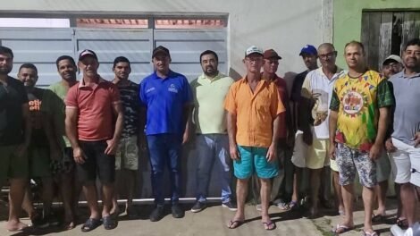 tuparetama:-apoio-a-producao-de-leite-e-tema-de-reuniao-no-distrito-de-santa-rita