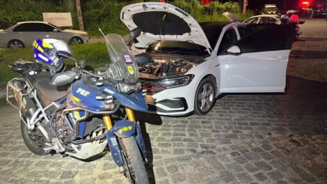 operacao-da-prf-flagra-motoristas-disputando-“racha”-na-br-408